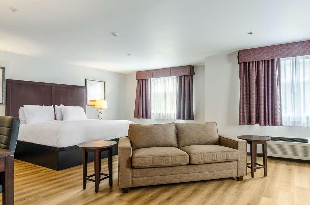 Red Lion Inn & Suites Des Moines Room photo